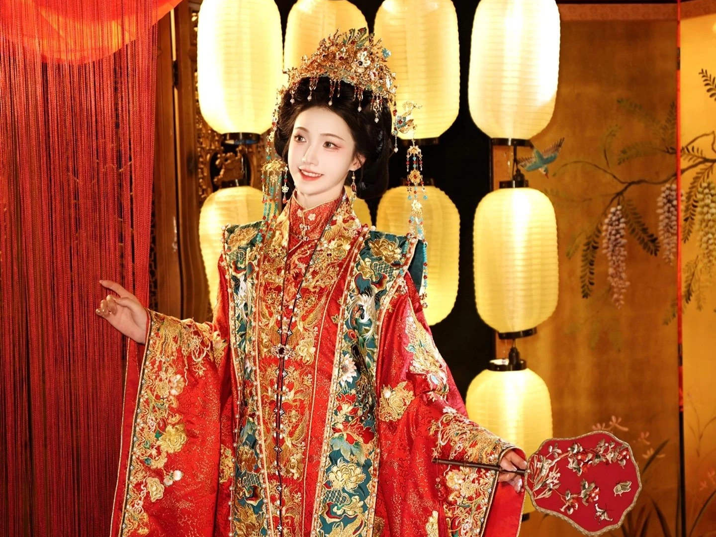 什么是明制婚服？一文看懂明代婚礼服饰的特点与魅力